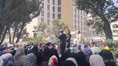تظاهرات خشمگینانه در ایران: از بحران اقتصادی تا زندگی ناممکن