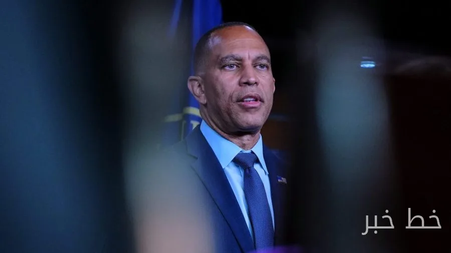 Hakeem Jeffries Remains Silent on Punishment for Dissenting Democrats