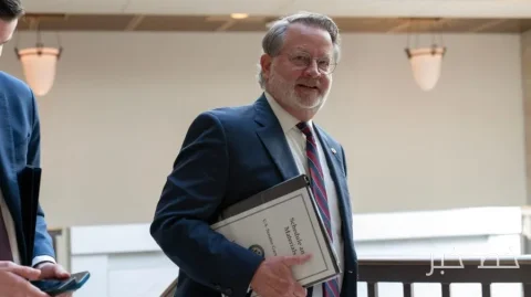 Ehemaliger Senator aus Michigan übernimmt die Leitung des Policy Centers an der USC