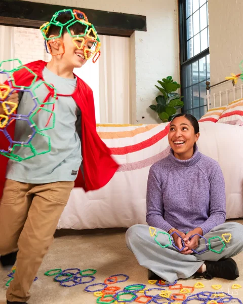 MindFrames Allows Children to Create Wearable Shapes