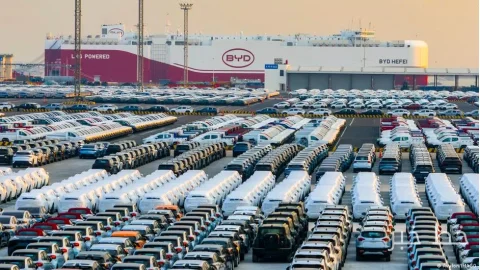 چین و اتحادیه اروپا به توافقی برای محدود کردن صادرات خودروهای هیبریدی دست یافتند