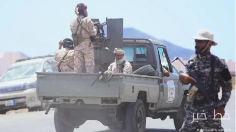 Houthis Attack Aden and Riyadh Airports