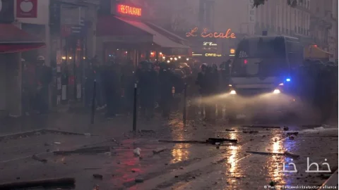 Landesweite Proteste in Frankreich und Auseinandersetzungen mit der Polizei