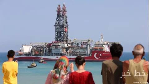 Türkei und Libyen unterzeichnen ein neues maritimes Abkommen, das die Spannungen mit Griechenland und der Europäischen Union verschärft
