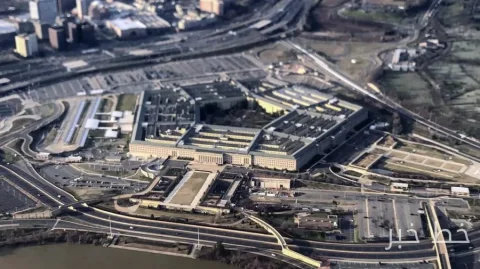 Das Pentagon fordert den Kongress auf, den Namen des Verteidigungsministeriums in das Kriegsministerium zu ändern