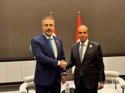 Hakan Fidan und Badr Abdelatty betonten die Wiederherstellung der Beziehungen zwischen den USA und dem Iran